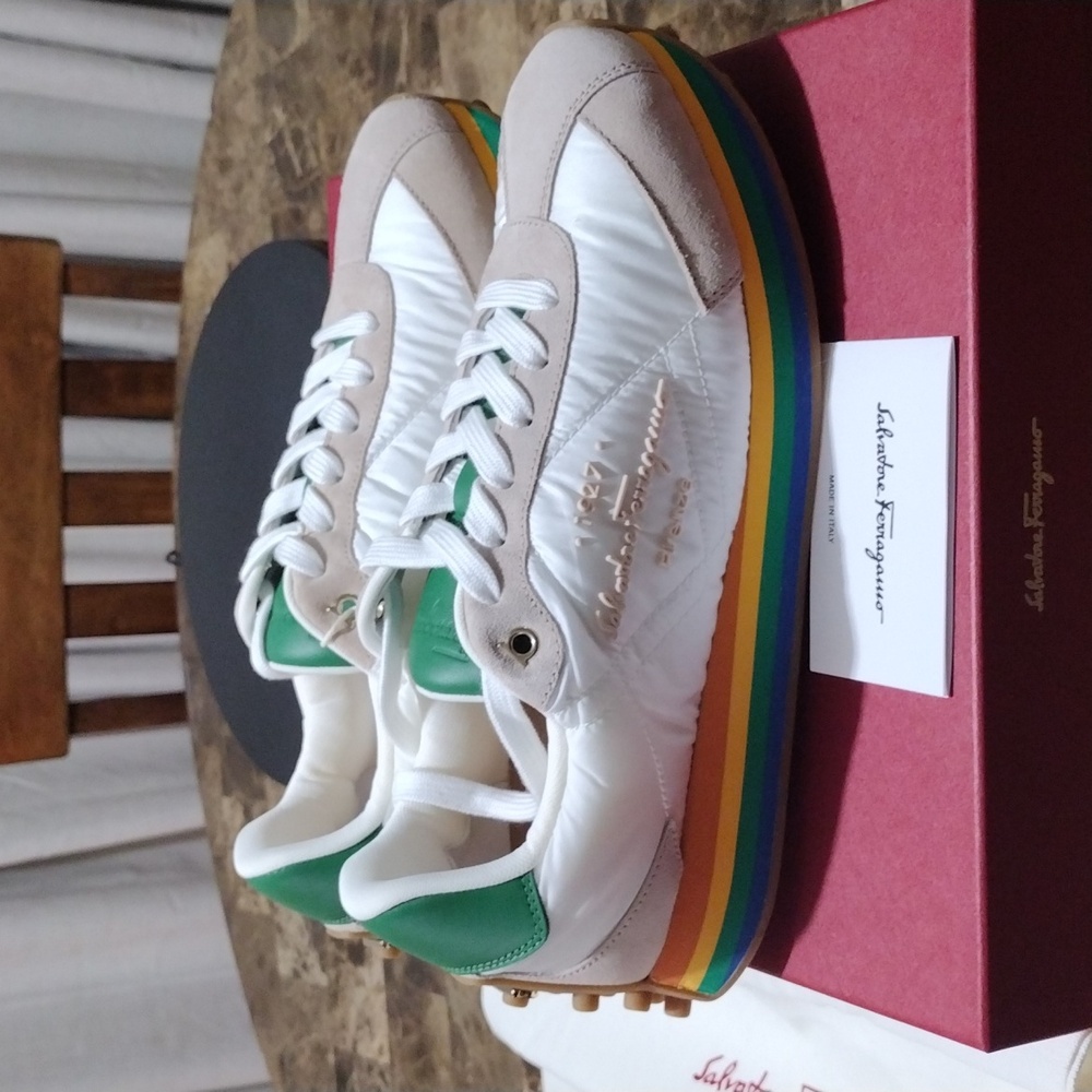 ❌SOLD❌Ferragamo Iggy Sneakers - Picture 12 of 17
